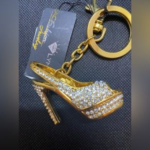 Traci Lynn Keychain